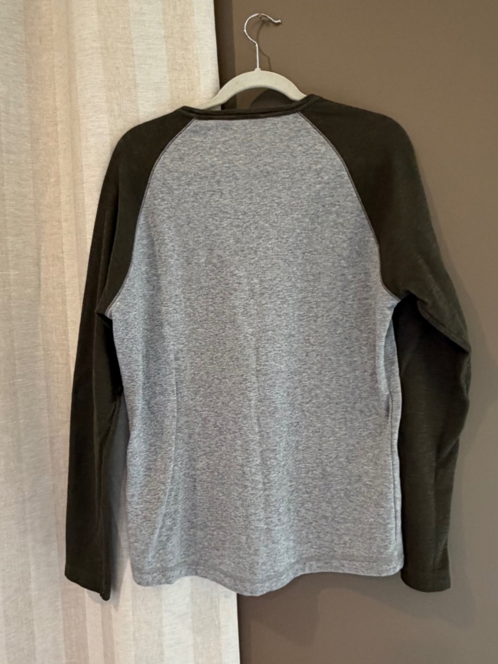 Vince Lieutenant Green & Gray Baseball Long Sleeve Crew Double Knit, Size Large - Picture 4 of 12